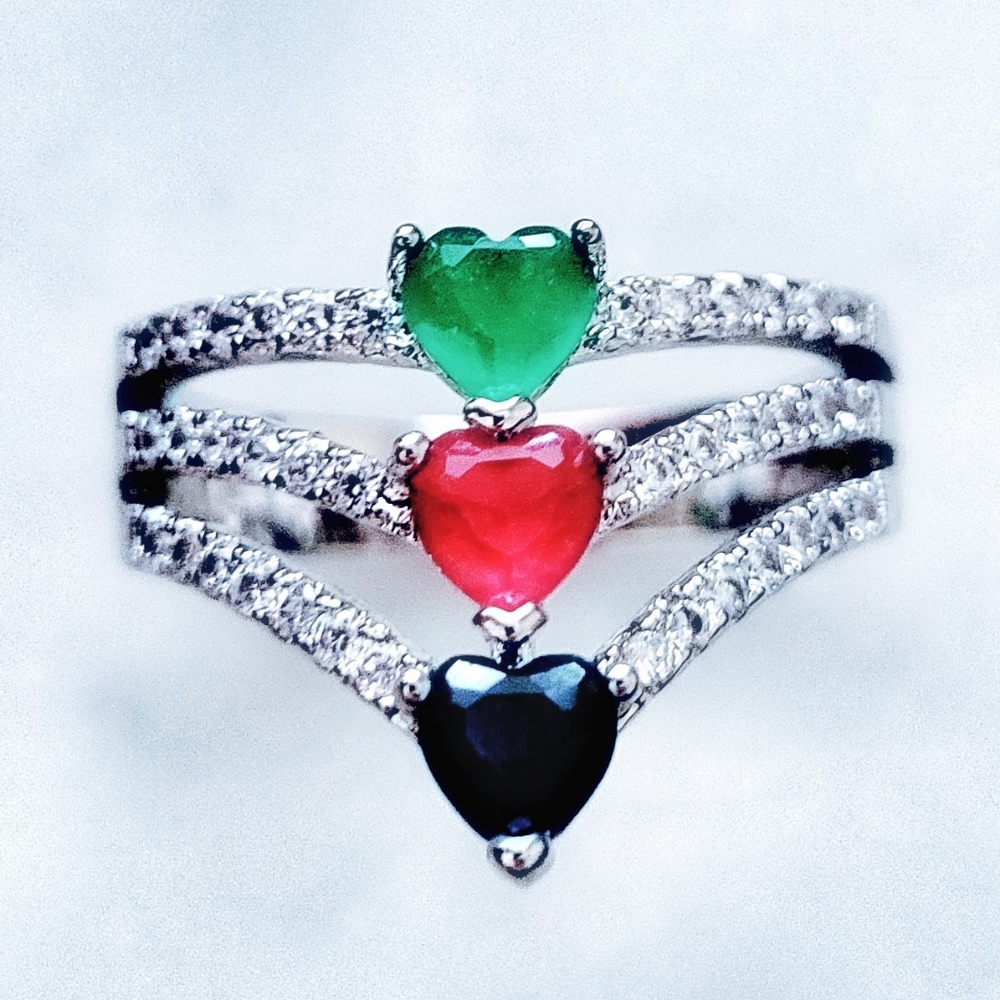 Heart Trio Green Red Blue Silver Ring Size 10.5